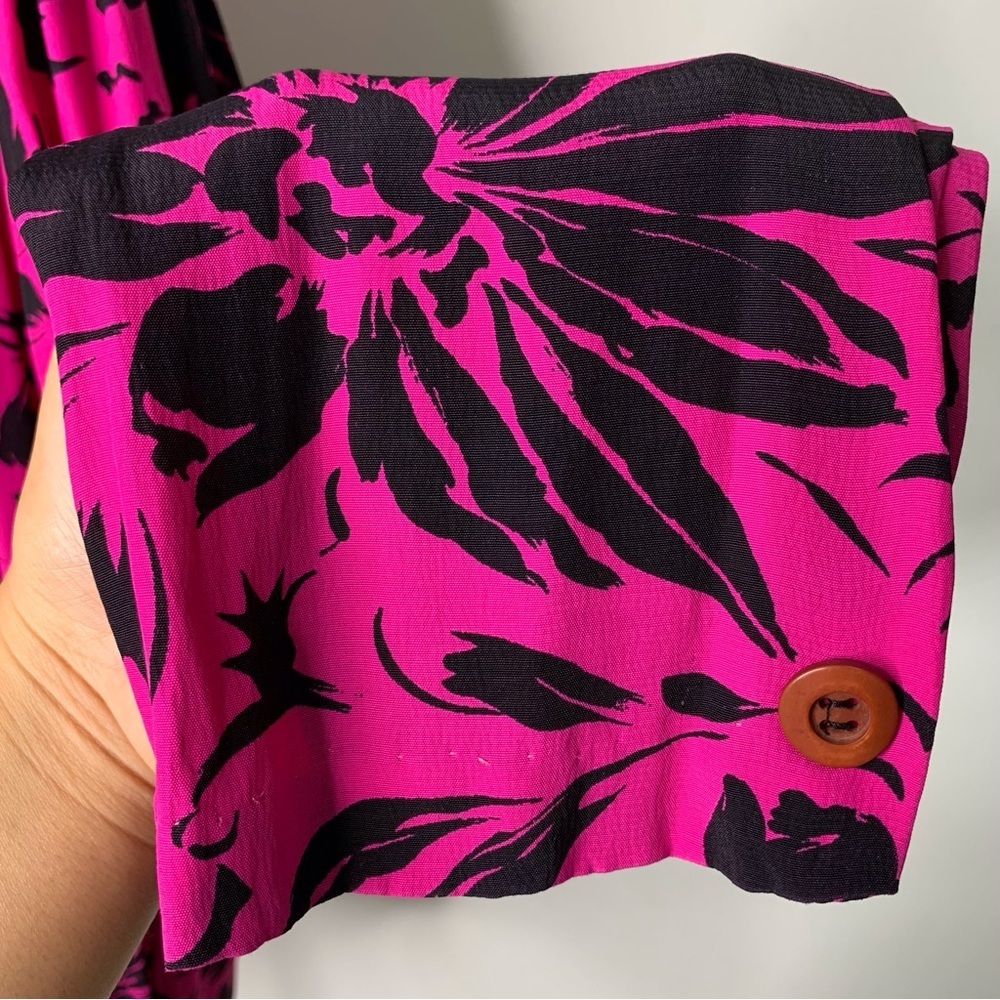 Vintage Givenchy Women's Fuchsia Black Floral Long Sleeve Button Down Shirt XL - Picture 7 of 13